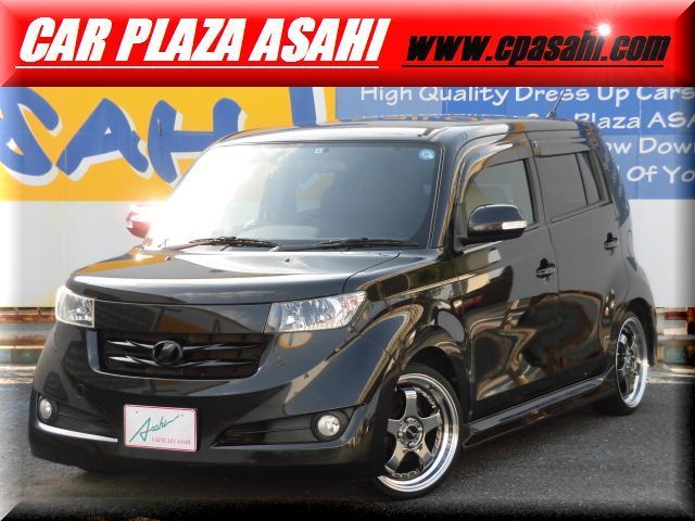 トヨタ QNC21 bB