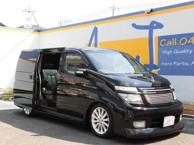 ニッサン E51 エルグランド