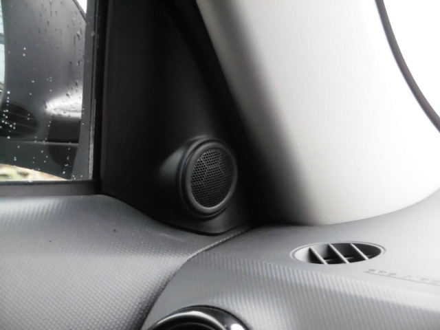 トヨタ ZRE152W カローラルミオン