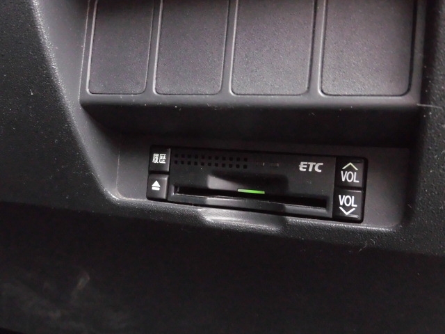 トヨタ ZRE152W カローラルミオン