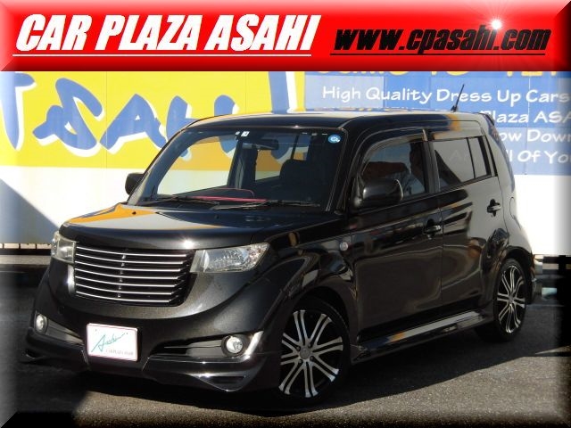 トヨタ QNC21 bB