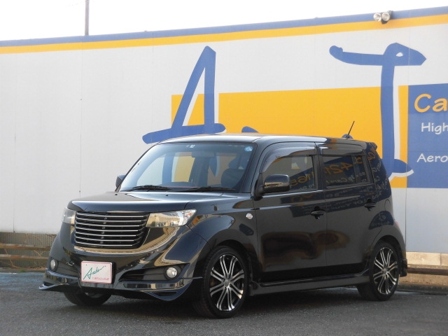 トヨタ QNC21 bB