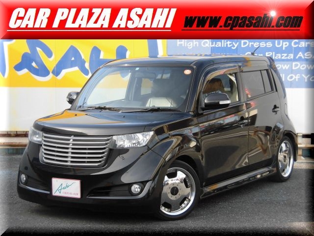 トヨタ QNC21 bB