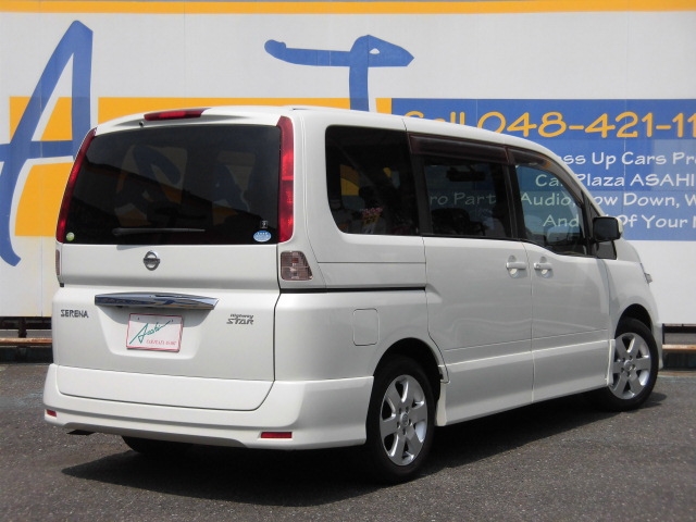 ニッサン CC25 セレナ