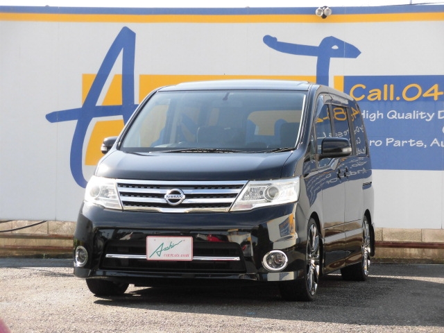 ニッサン CC25 セレナ