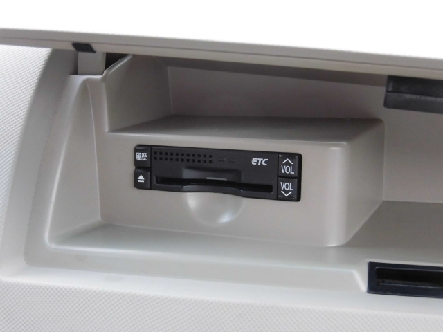トヨタ ACR50W エスティマ