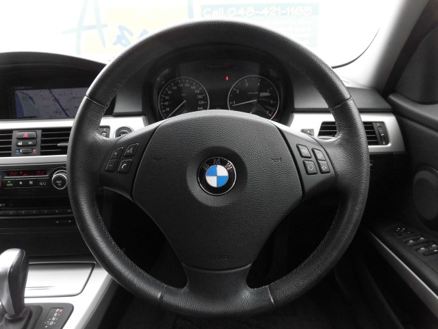 BMW 320i ツーリング