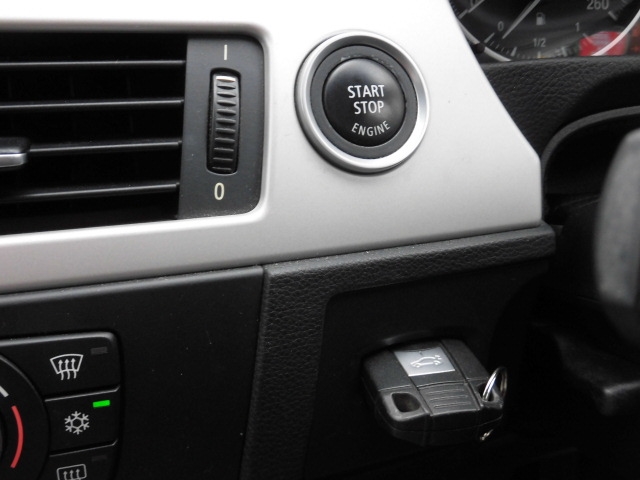 BMW 320i ツーリング