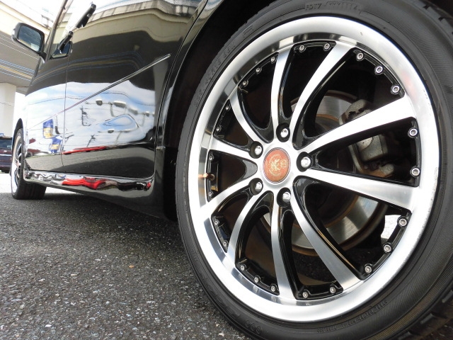 ニッサン C25 セレナ