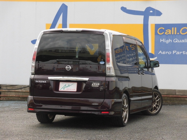ニッサン CC25 セレナ